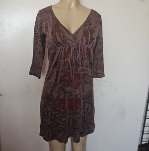 Brown V-Neck Dress with Graphic Design